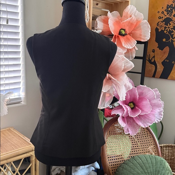 NWT H&M Black Button Up Sleeveless Suit Vest - Picture 2 of 4